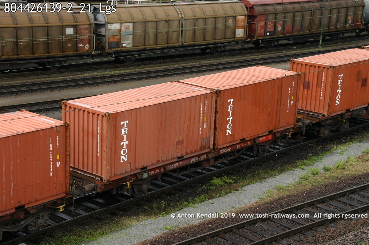 804426139-2_21_Lgs.jpg